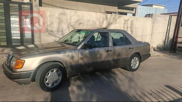 Mercedes-Benz E-Class 1988 for sale in Iraq - Kirkuk